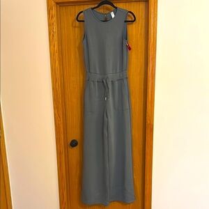 NWT Spanx Air Essentials Sleeveless Jumpsuit in Hazy Gray (Size small - tall)